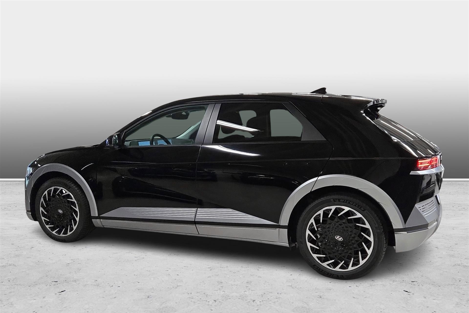 Billede af Hyundai Ioniq 5 Electric 77,4 kWh Advanced 4WD 325HK 5d Trinl. Gear