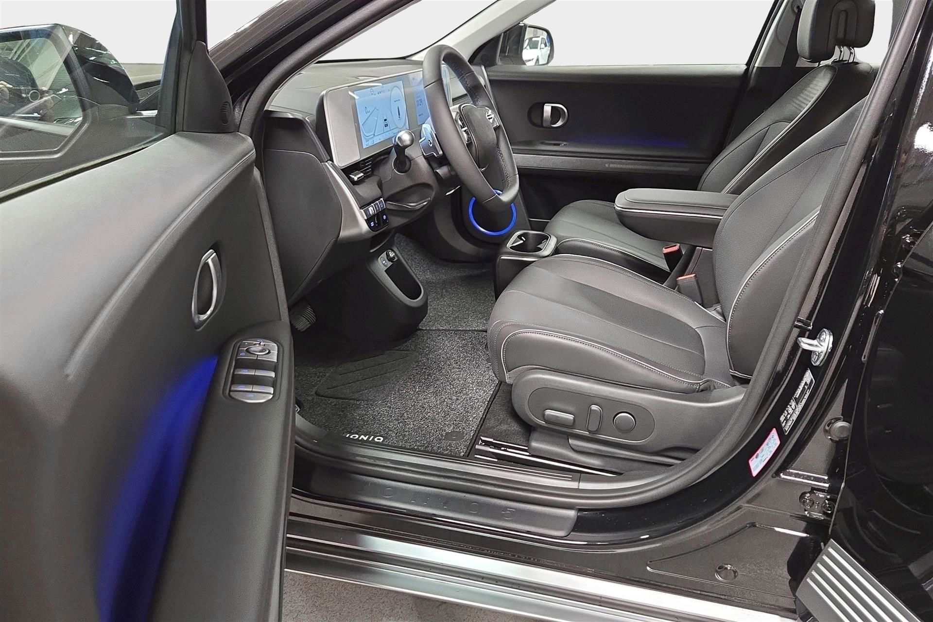 Billede af Hyundai Ioniq 5 Electric 77,4 kWh Advanced 4WD 325HK 5d Trinl. Gear