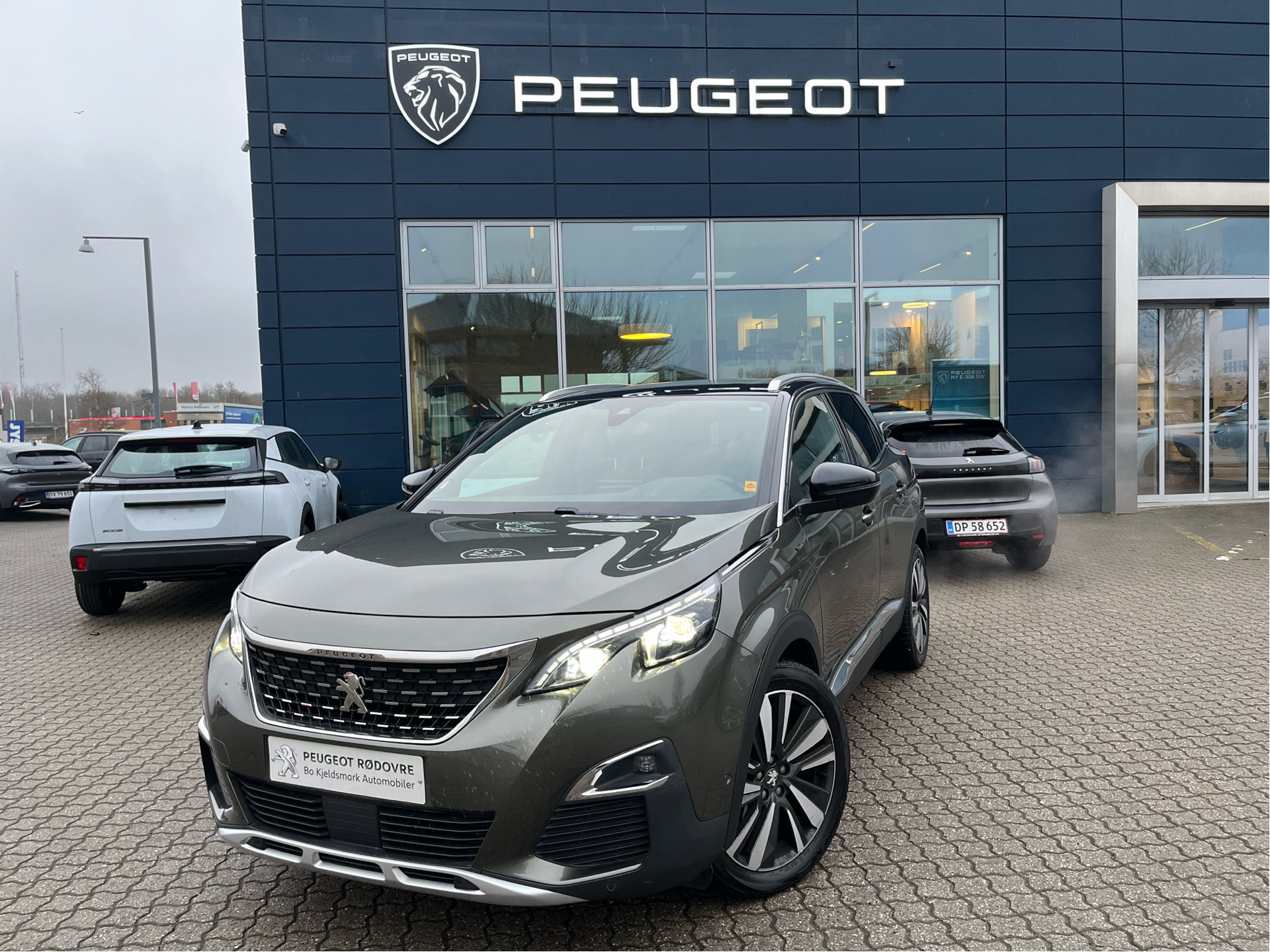 Billede af Peugeot 3008 1,6 PureTech GT Line EAT8 180HK 5d 8g Aut.