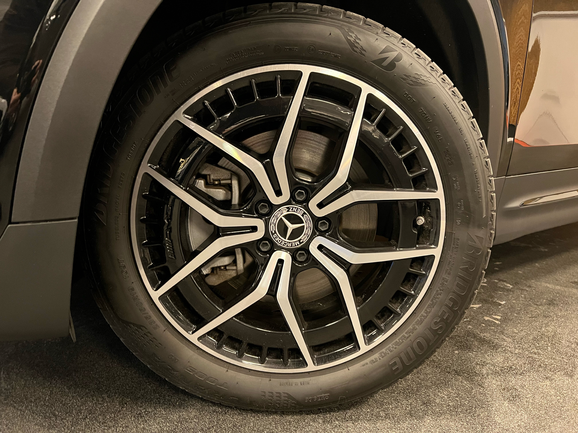 Billede af Mercedes-Benz EQB 250 EL AMG Line 7 sæder 190HK 5d Aut.