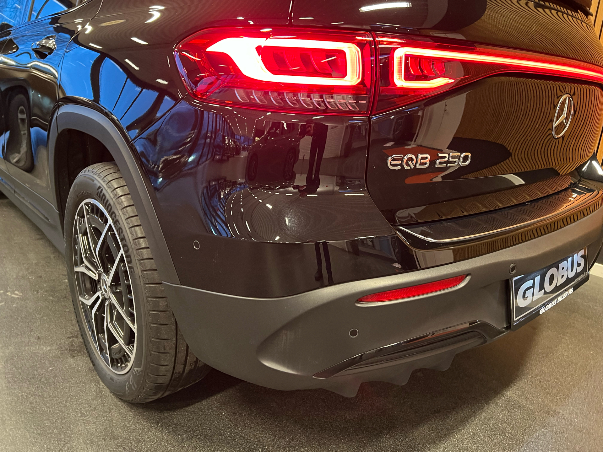 Billede af Mercedes-Benz EQB 250 EL AMG Line 7 sæder 190HK 5d Aut.