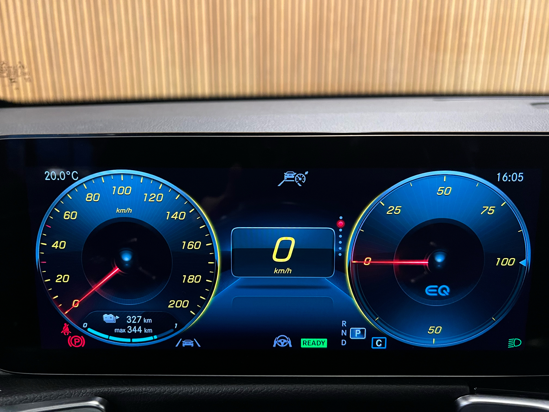 Billede af Mercedes-Benz EQB 250 EL AMG Line 7 sæder 190HK 5d Aut.