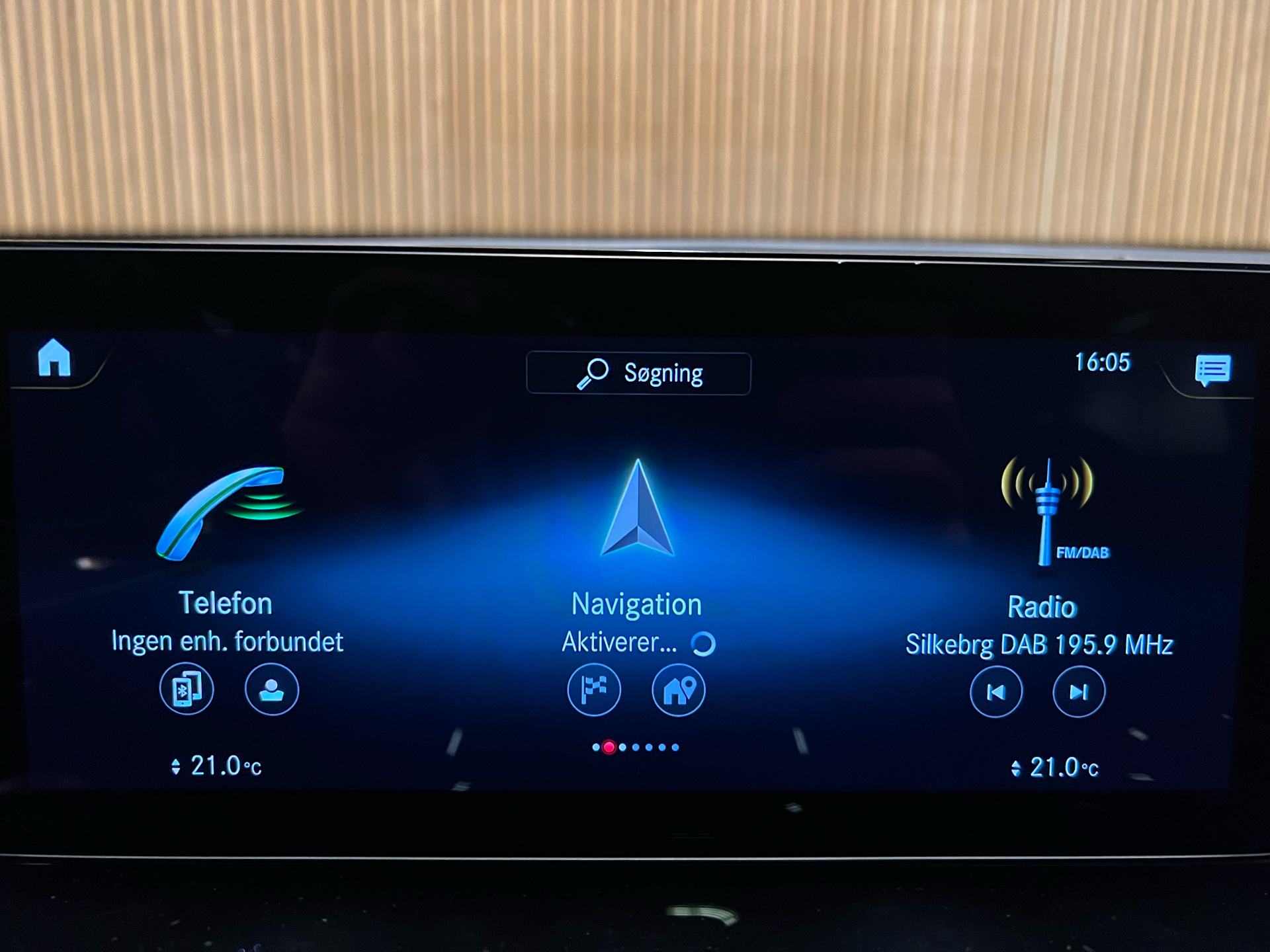 Billede af Mercedes-Benz EQB 250 EL AMG Line 7 sæder 190HK 5d Aut.