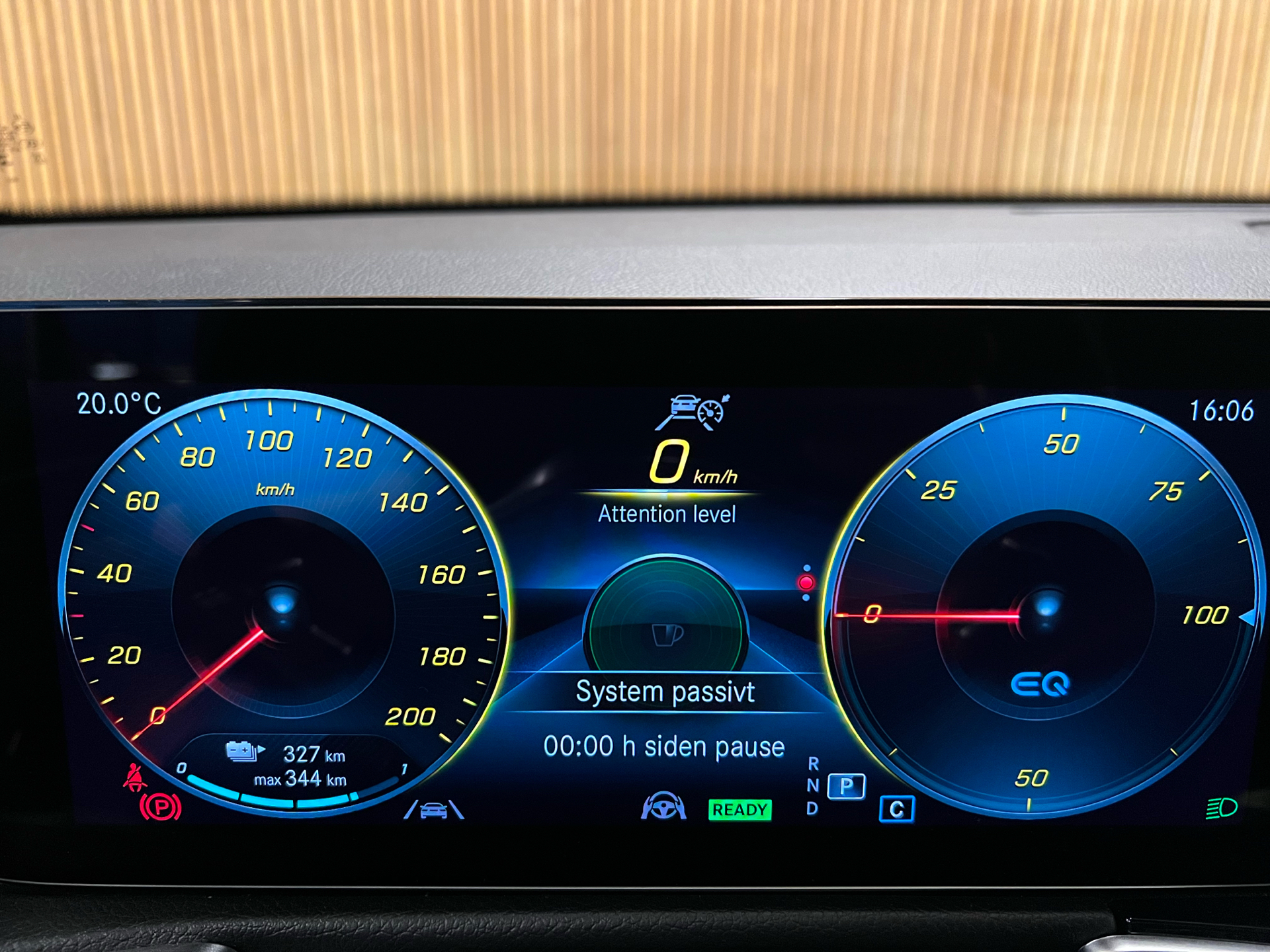 Billede af Mercedes-Benz EQB 250 EL AMG Line 7 sæder 190HK 5d Aut.