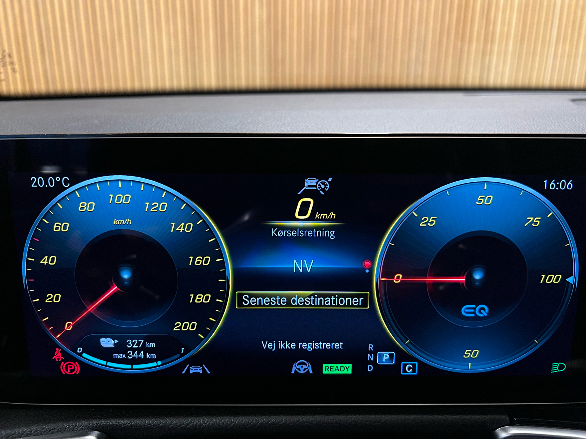 Billede af Mercedes-Benz EQB 250 EL AMG Line 7 sæder 190HK 5d Aut.
