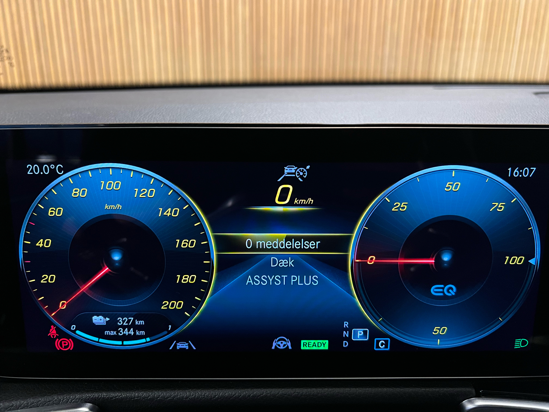 Billede af Mercedes-Benz EQB 250 EL AMG Line 7 sæder 190HK 5d Aut.