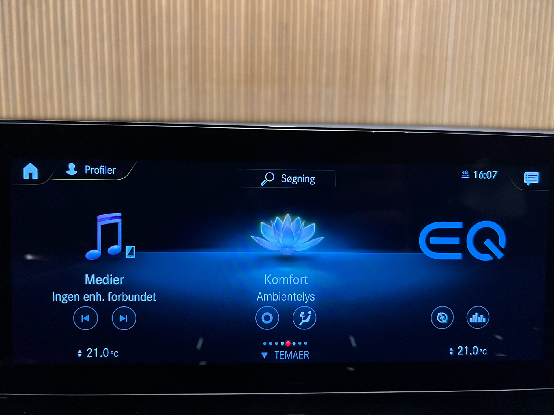 Billede af Mercedes-Benz EQB 250 EL AMG Line 7 sæder 190HK 5d Aut.