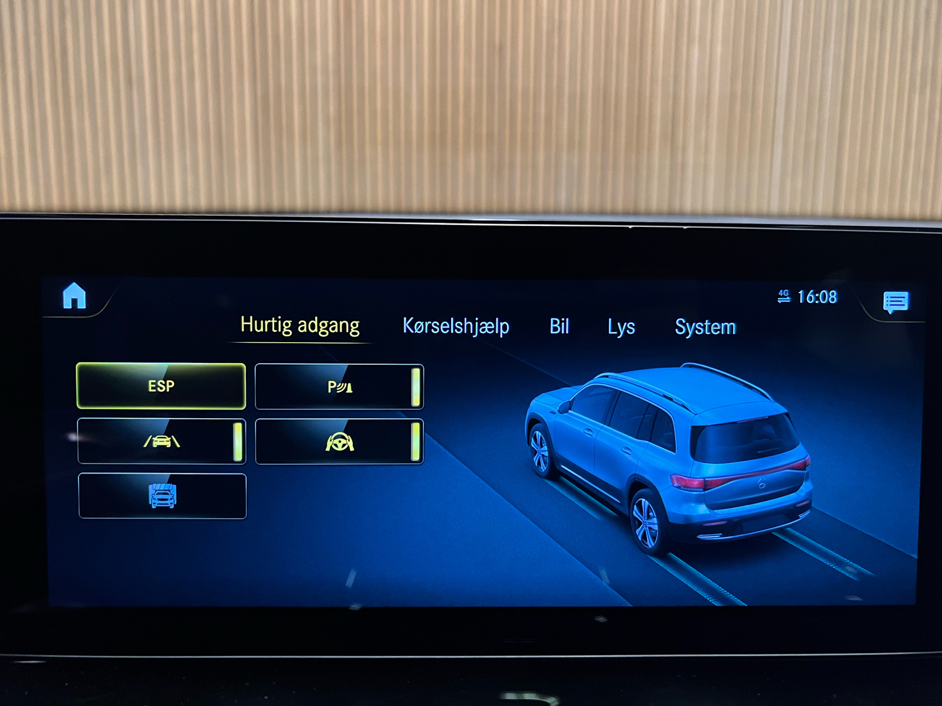 Billede af Mercedes-Benz EQB 250 EL AMG Line 7 sæder 190HK 5d Aut.