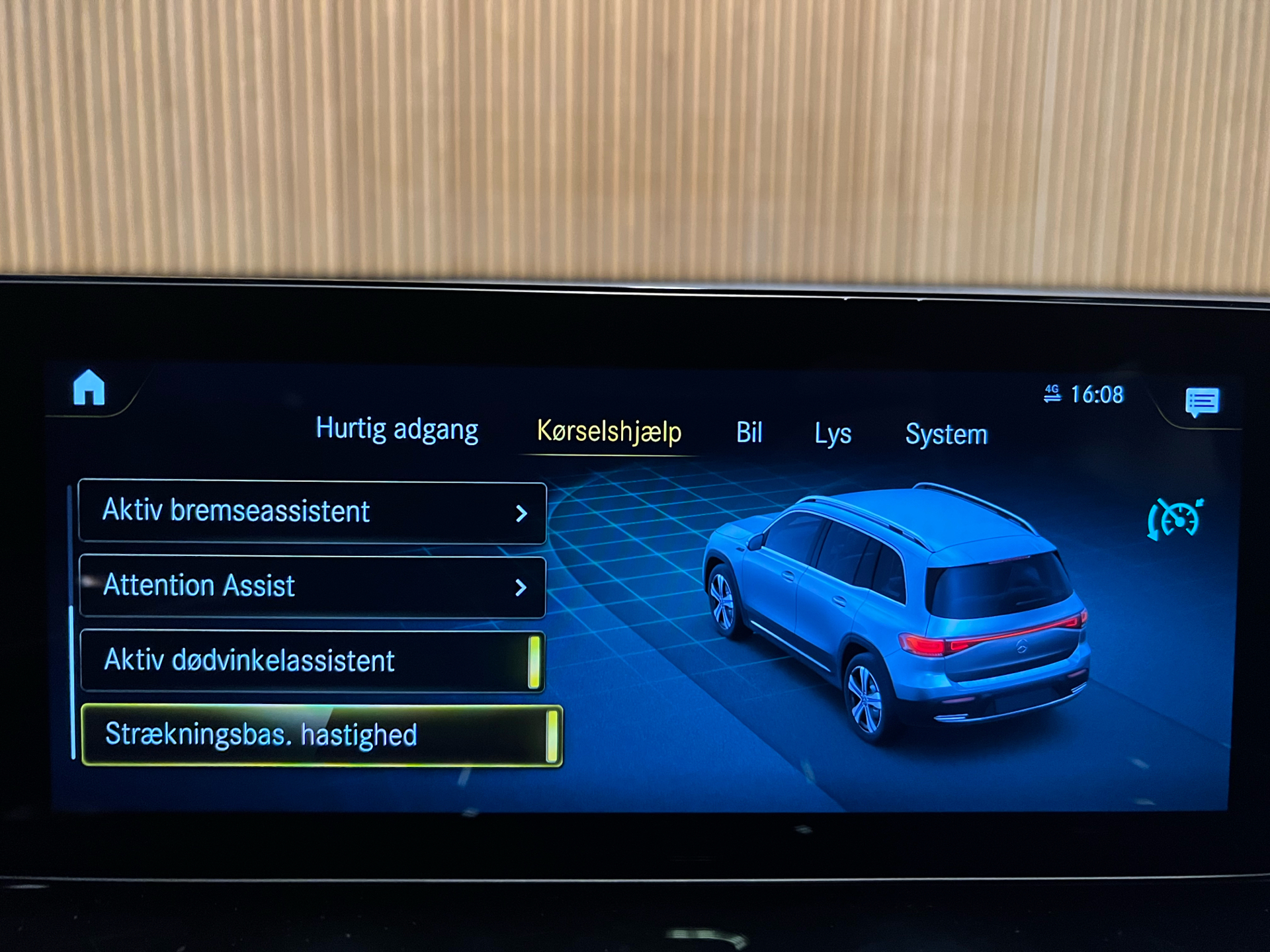 Billede af Mercedes-Benz EQB 250 EL AMG Line 7 sæder 190HK 5d Aut.