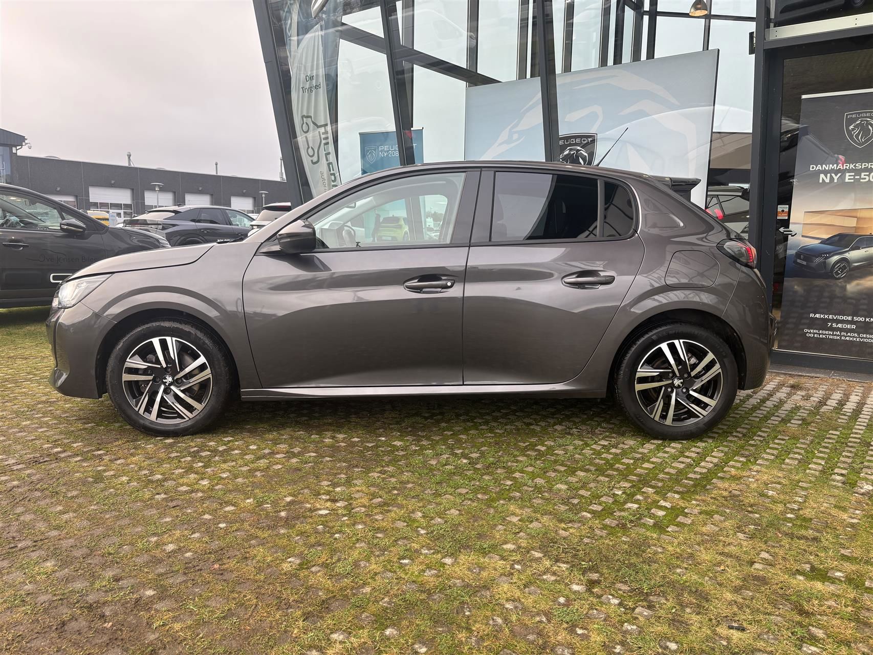 Billede af Peugeot 208 1,2 PureTech Allure Grand EAT8 100HK 5d 8g Aut.