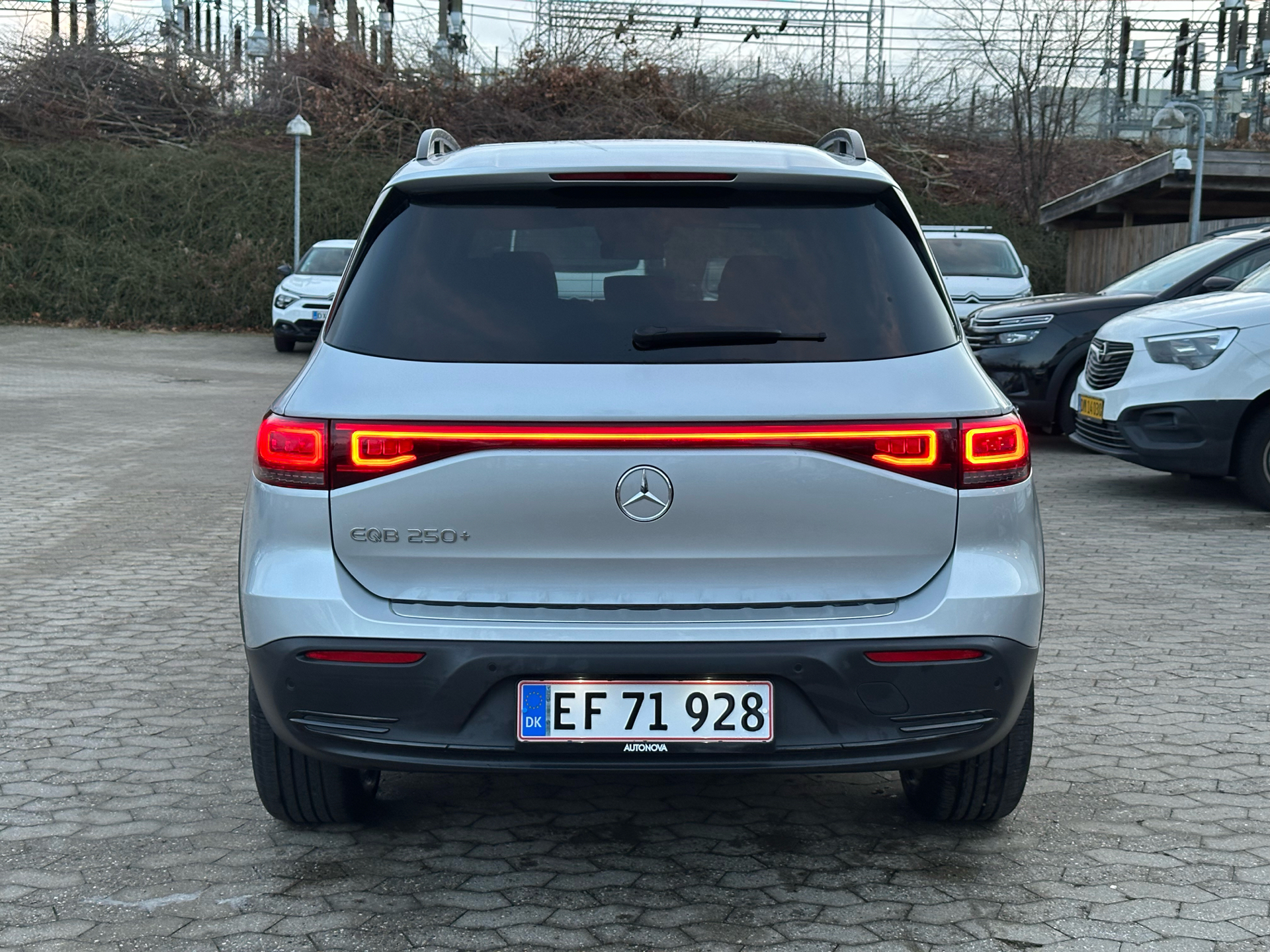 Billede af Mercedes-Benz EQB 250+ EL Progressive 7 pers. 190HK 5d Aut.