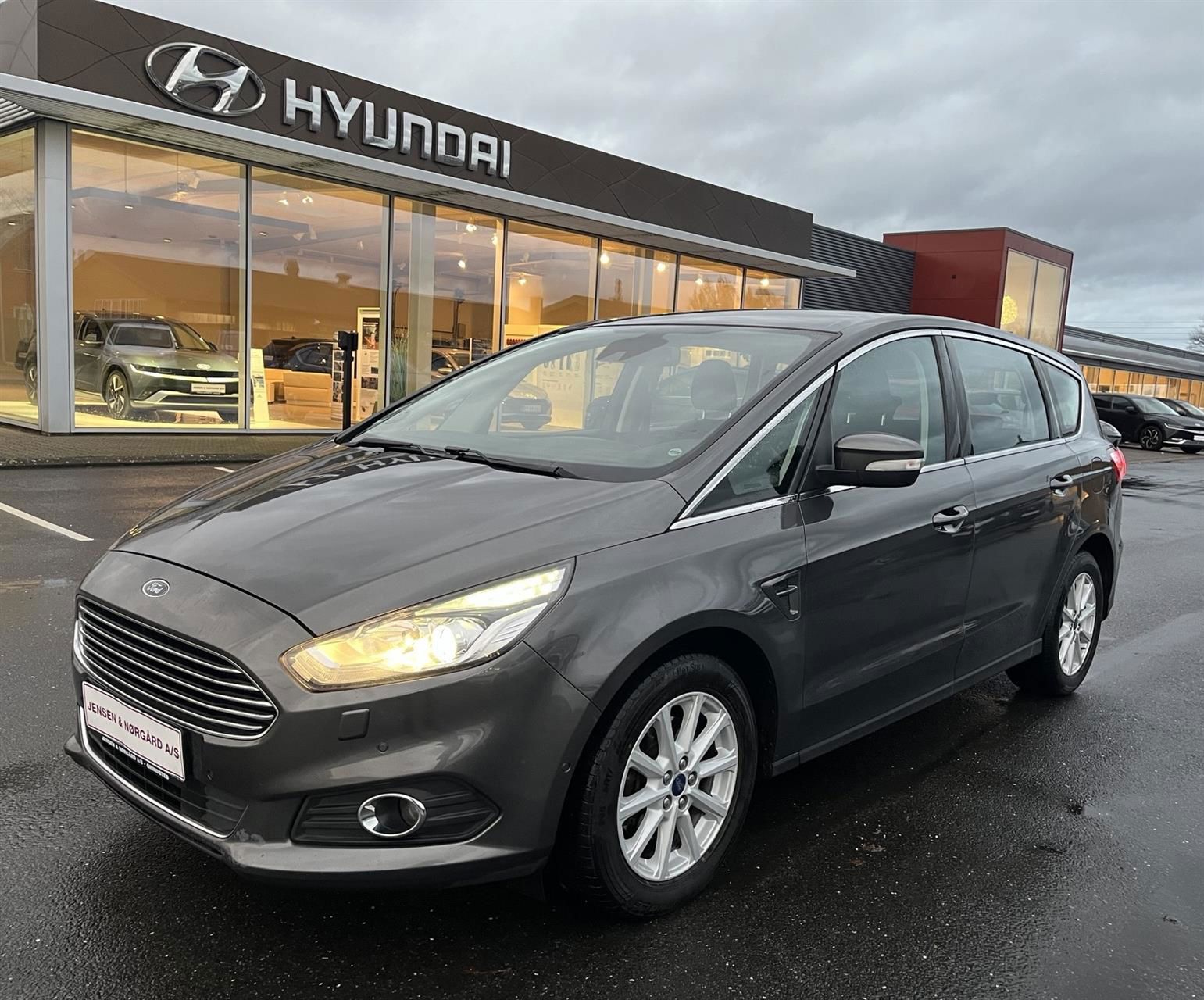 Billede af Ford S-Max 2,0 TDCi Titanium Attack Powershift 150HK 6g Aut.