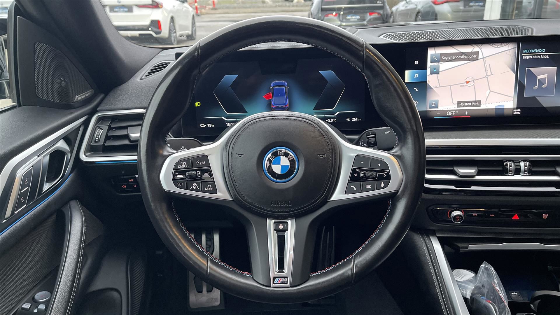 BMW i4 2023