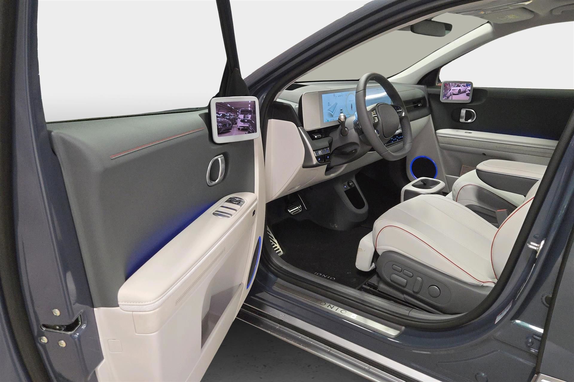 Billede af Hyundai Ioniq 5 Electric 77,4 kWh Ultimate 4WD 325HK 5d Aut.