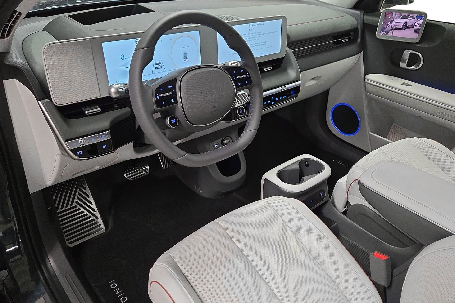 Billede af Hyundai Ioniq 5 Electric 77,4 kWh Ultimate 4WD 325HK 5d Aut.