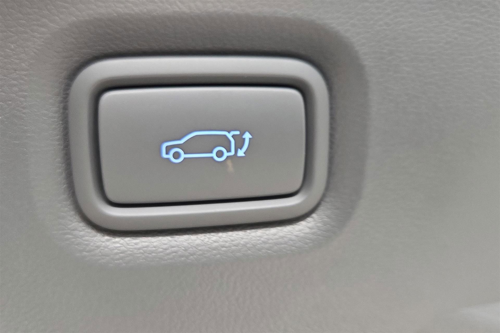 Billede af Hyundai Ioniq 5 Electric 77,4 kWh Ultimate 4WD 325HK 5d Aut.