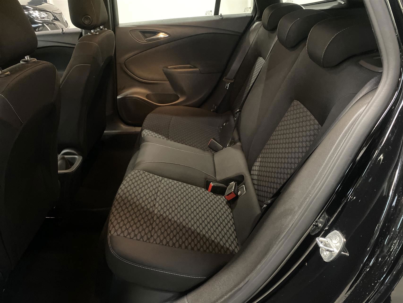 Billede af Opel Astra Sports Tourer 1,2 Turbo Edition+ 110HK Stc