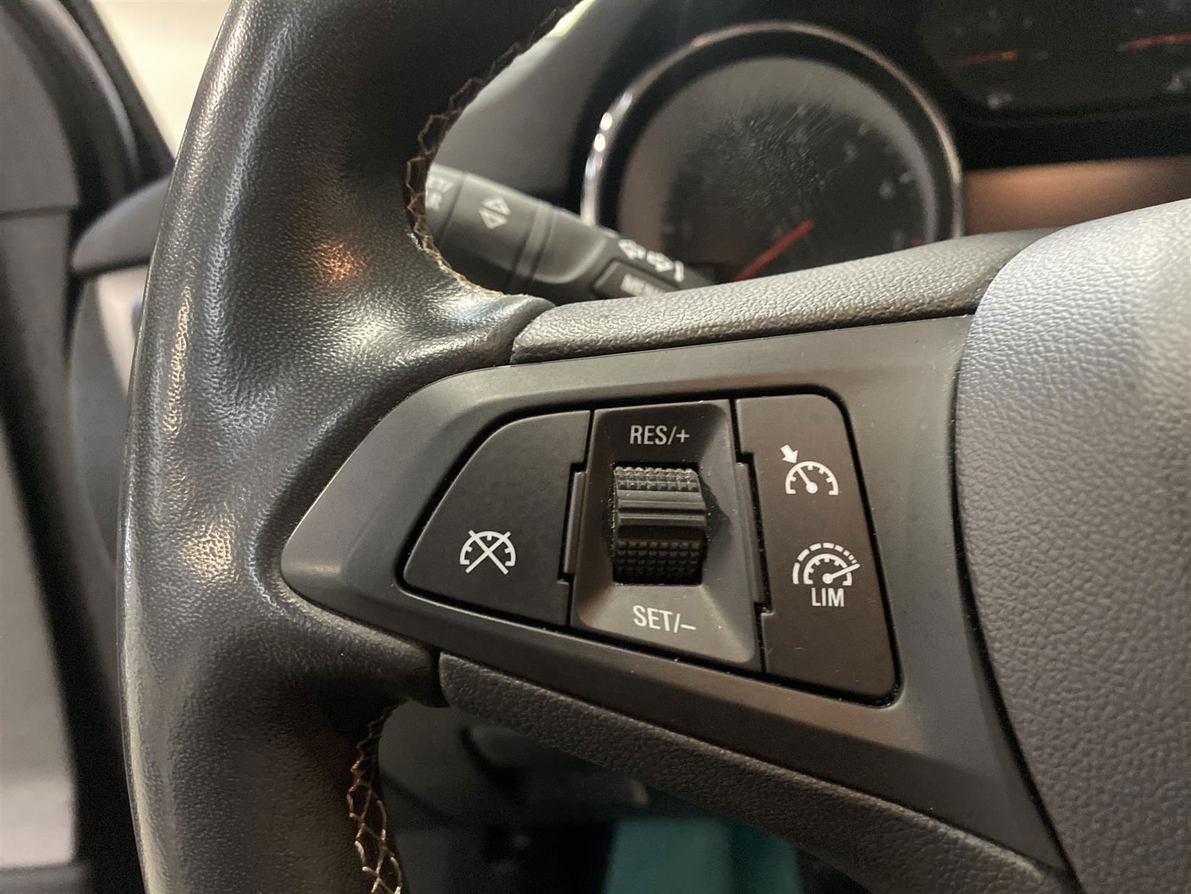 Billede af Opel Astra Sports Tourer 1,2 Turbo Edition+ 110HK Stc