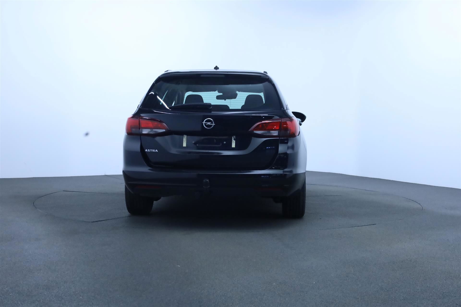 Billede af Opel Astra Sports Tourer 1,2 Turbo Edition+ 110HK Stc