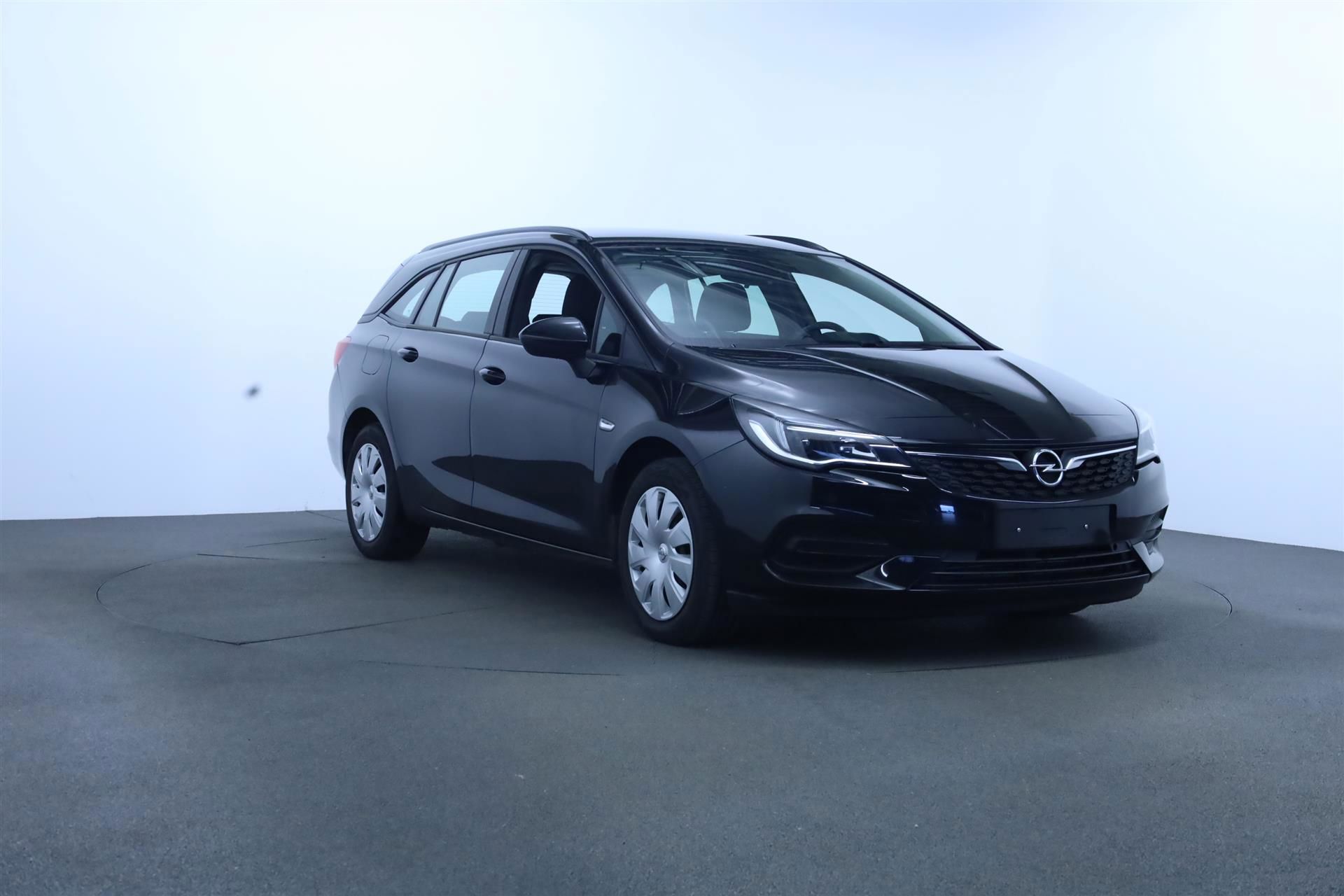 Billede af Opel Astra Sports Tourer 1,2 Turbo Edition+ 110HK Stc