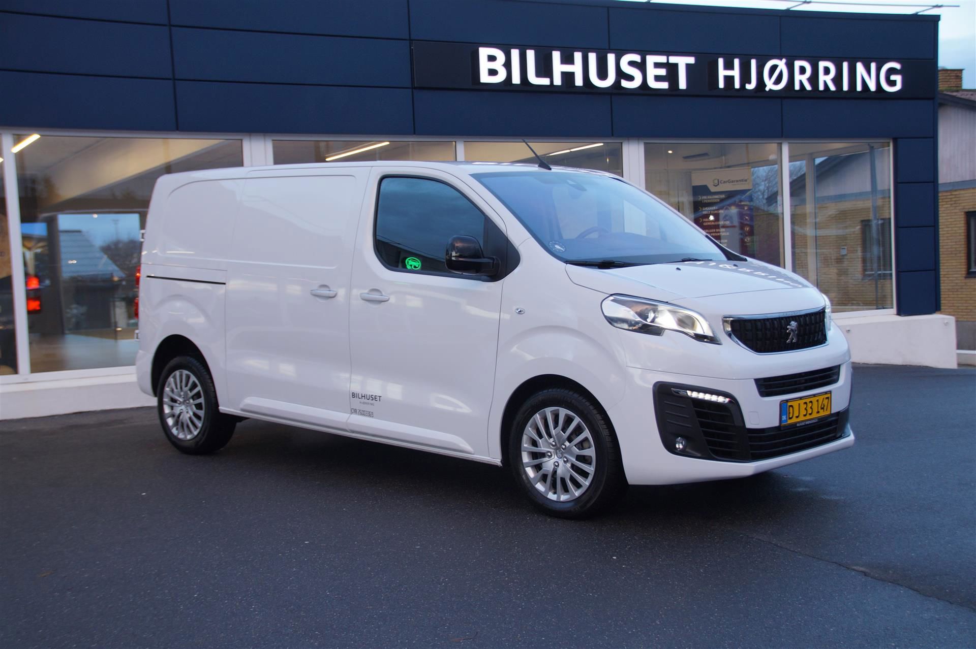 Billede af Peugeot Expert L2 2,0 BlueHDi Premium EAT8 177HK Van 8g Aut.