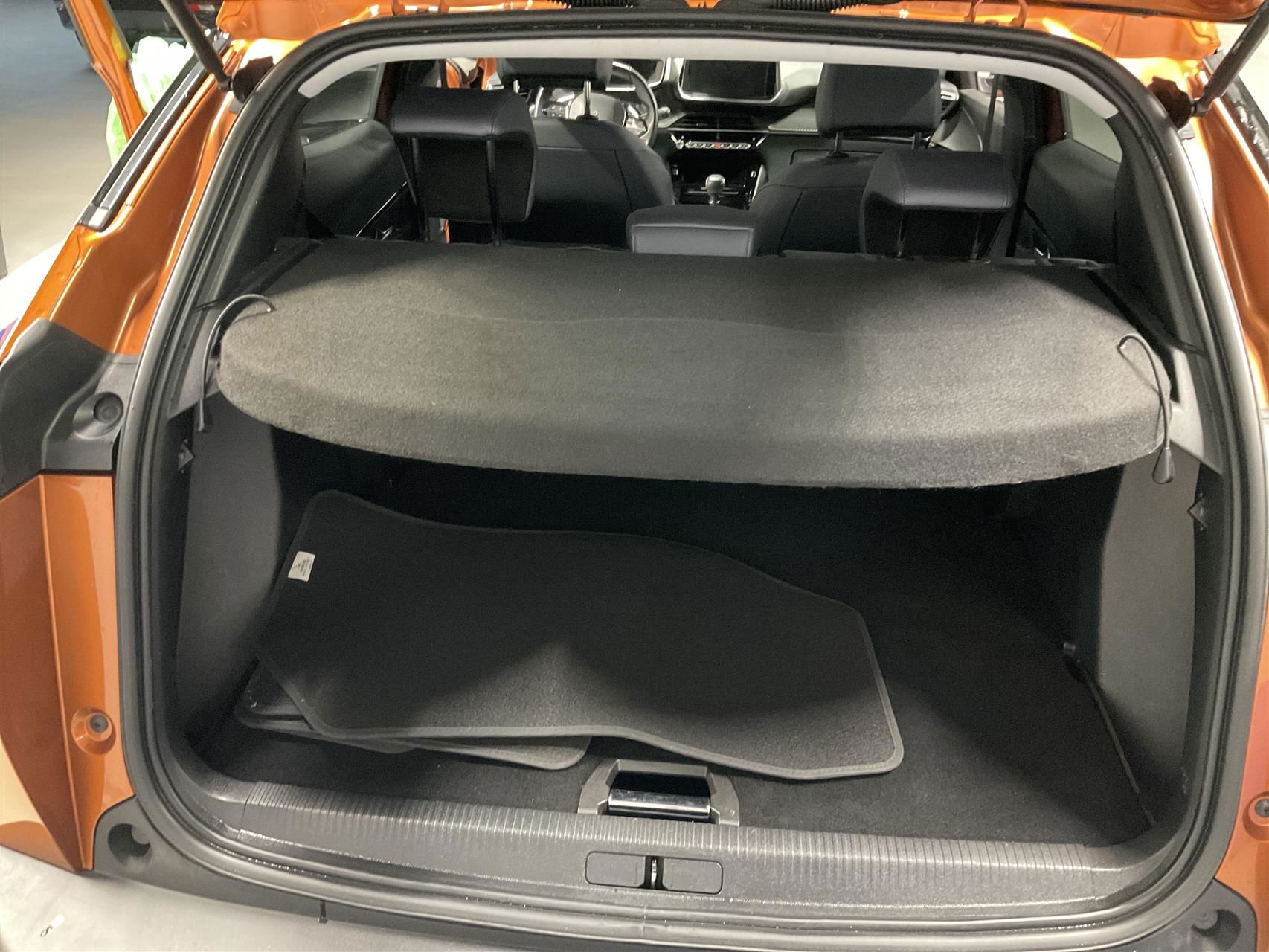 Billede af Peugeot 2008 1,2 PureTech Allure Pack 130HK 5d