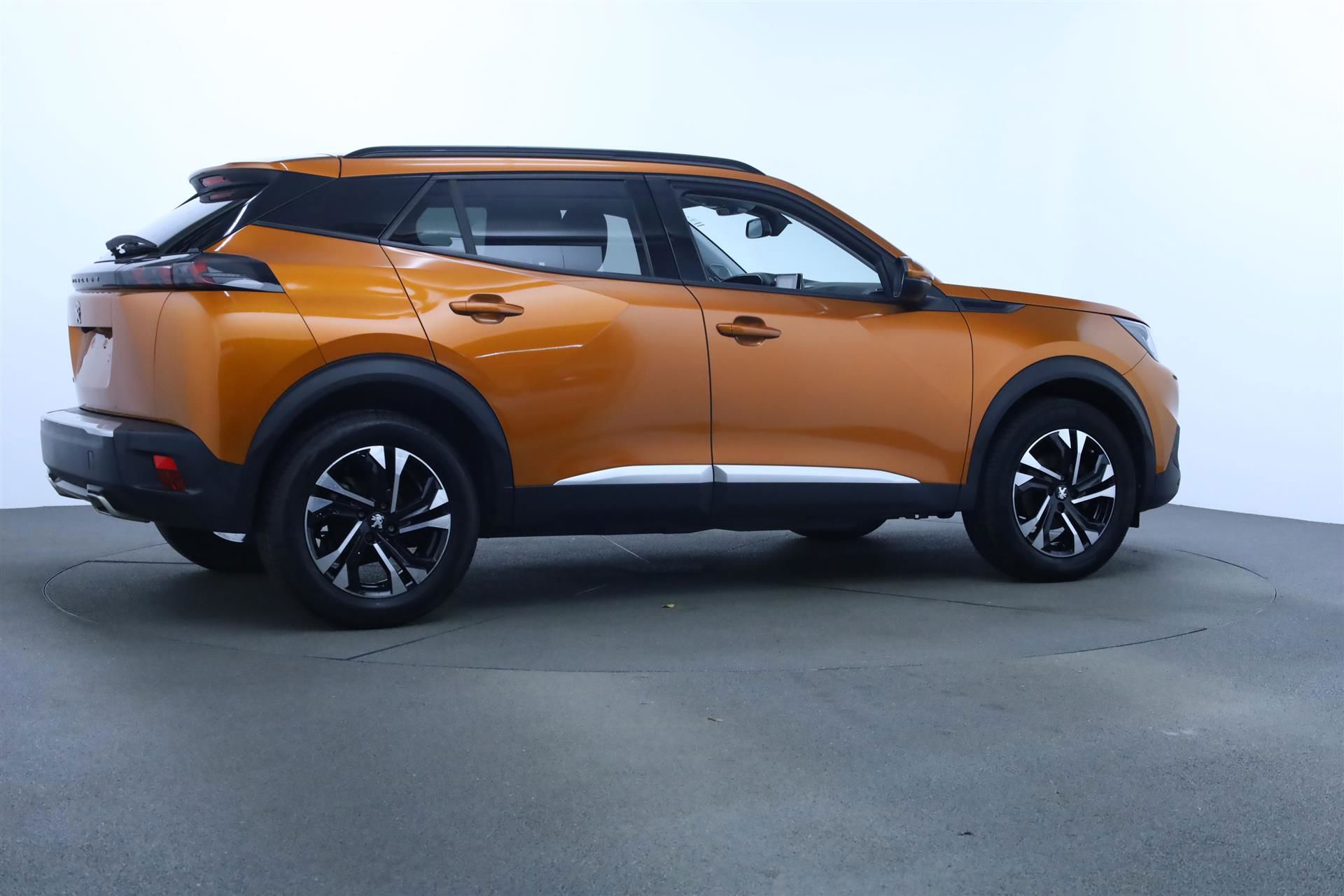 Billede af Peugeot 2008 1,2 PureTech Allure Pack 130HK 5d