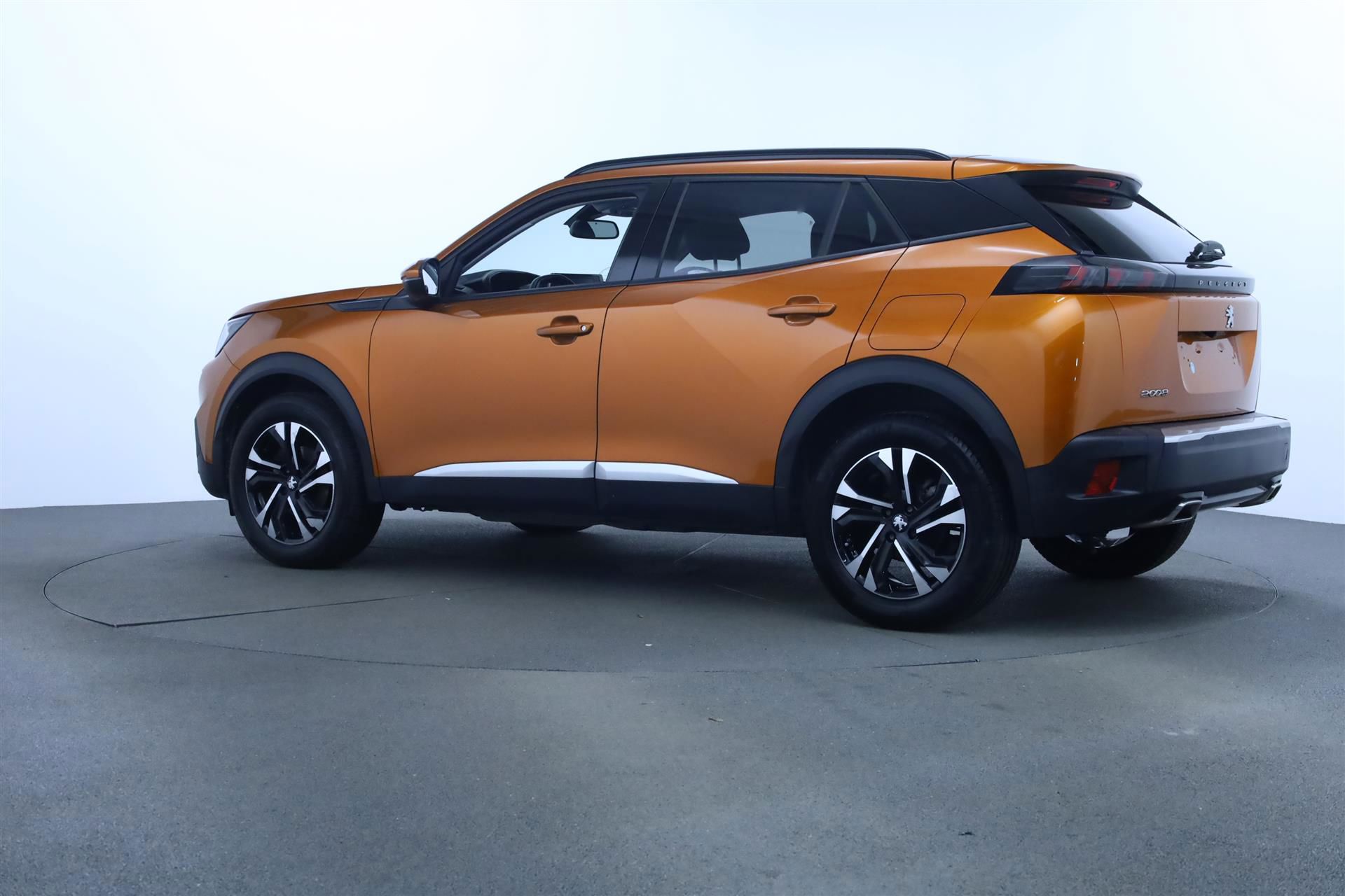 Billede af Peugeot 2008 1,2 PureTech Allure Pack 130HK 5d