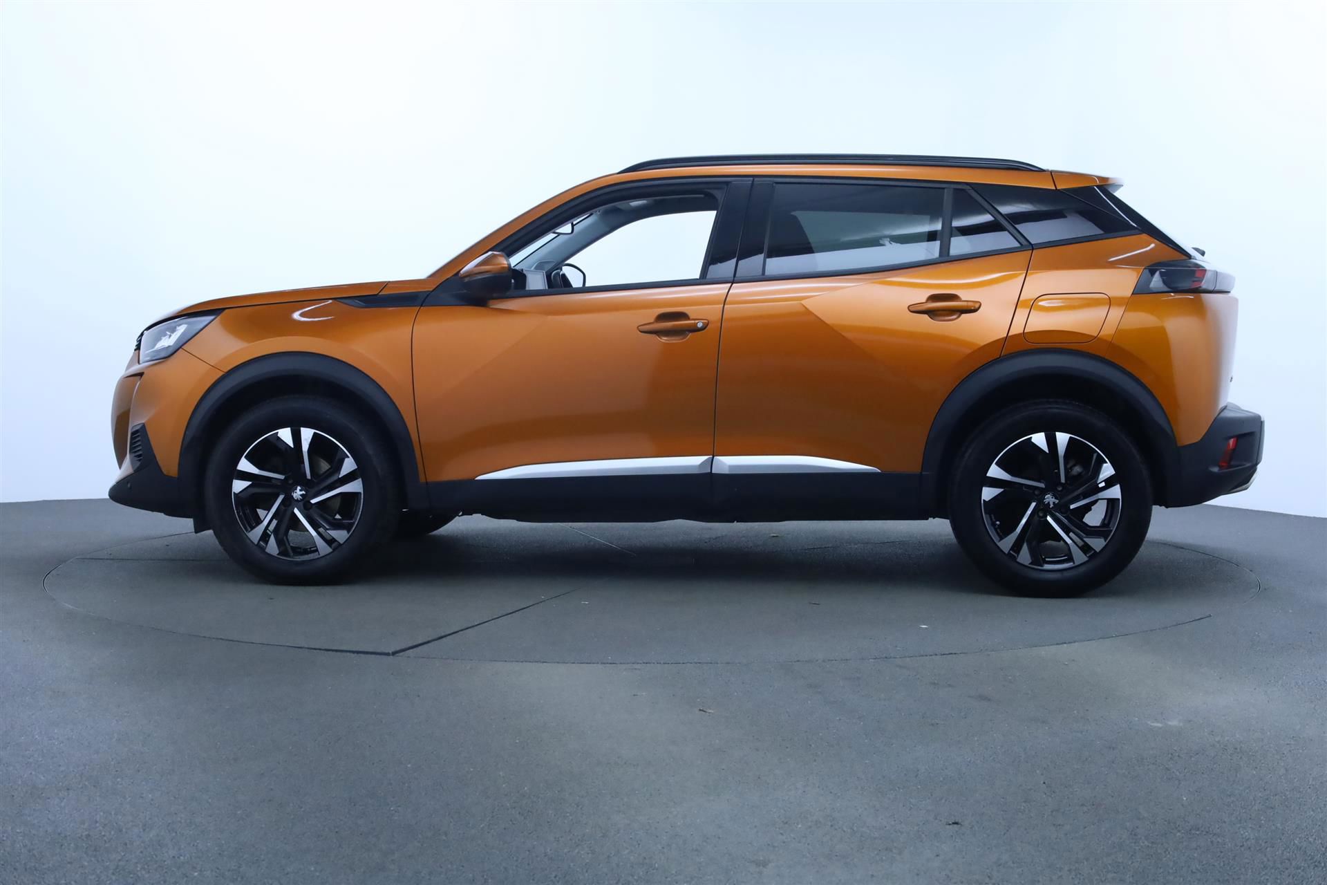 Billede af Peugeot 2008 1,2 PureTech Allure Pack 130HK 5d