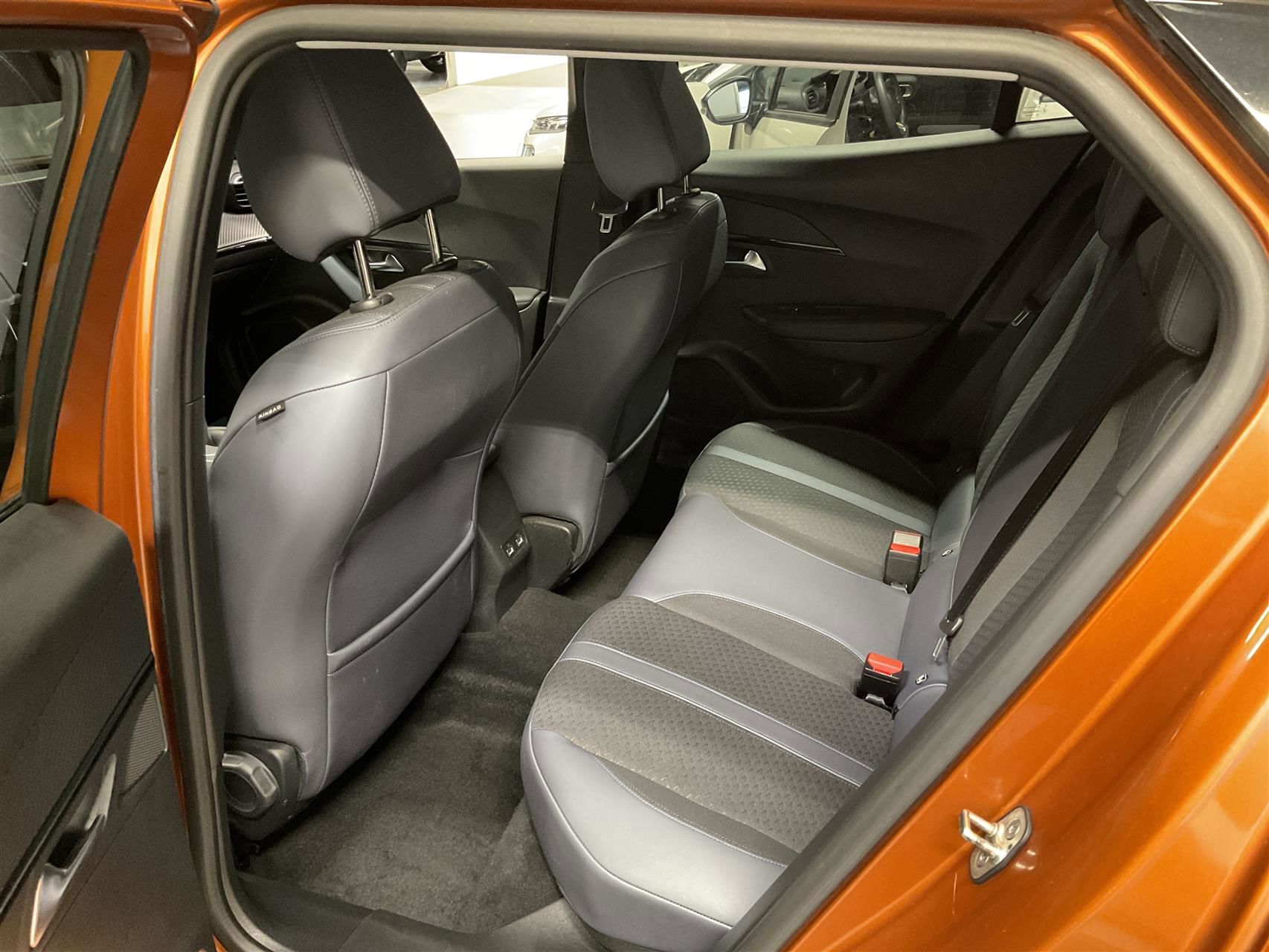 Billede af Peugeot 2008 1,2 PureTech Allure Pack 130HK 5d