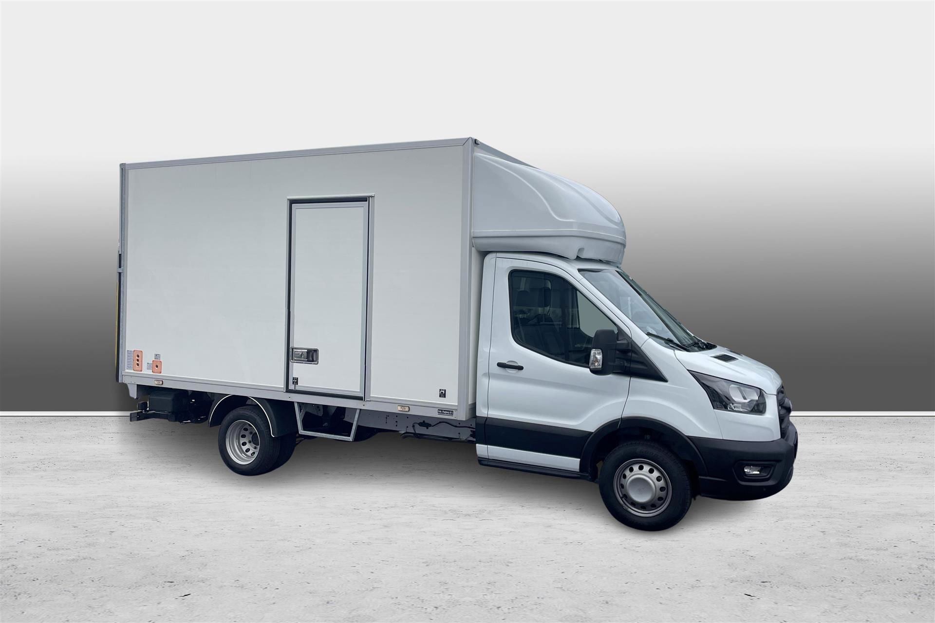 Billede af Ford Transit 350 L3H1 2,0 TDCI HDT Trend RWD 165HK Ladv./Chas. 10g Aut.
