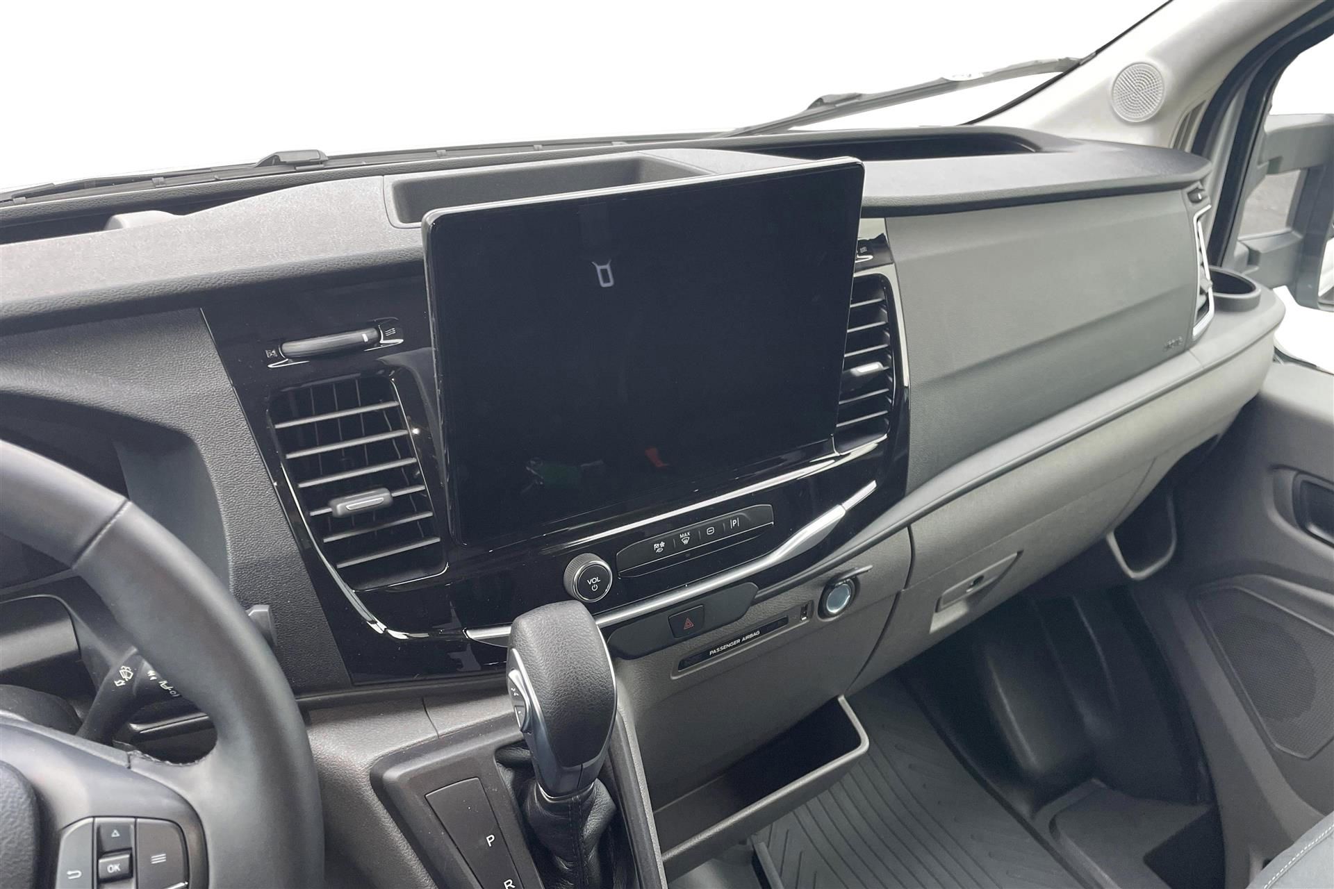 Billede af Ford Transit 350 L3H1 2,0 TDCI HDT Trend RWD 165HK Ladv./Chas. 10g Aut.