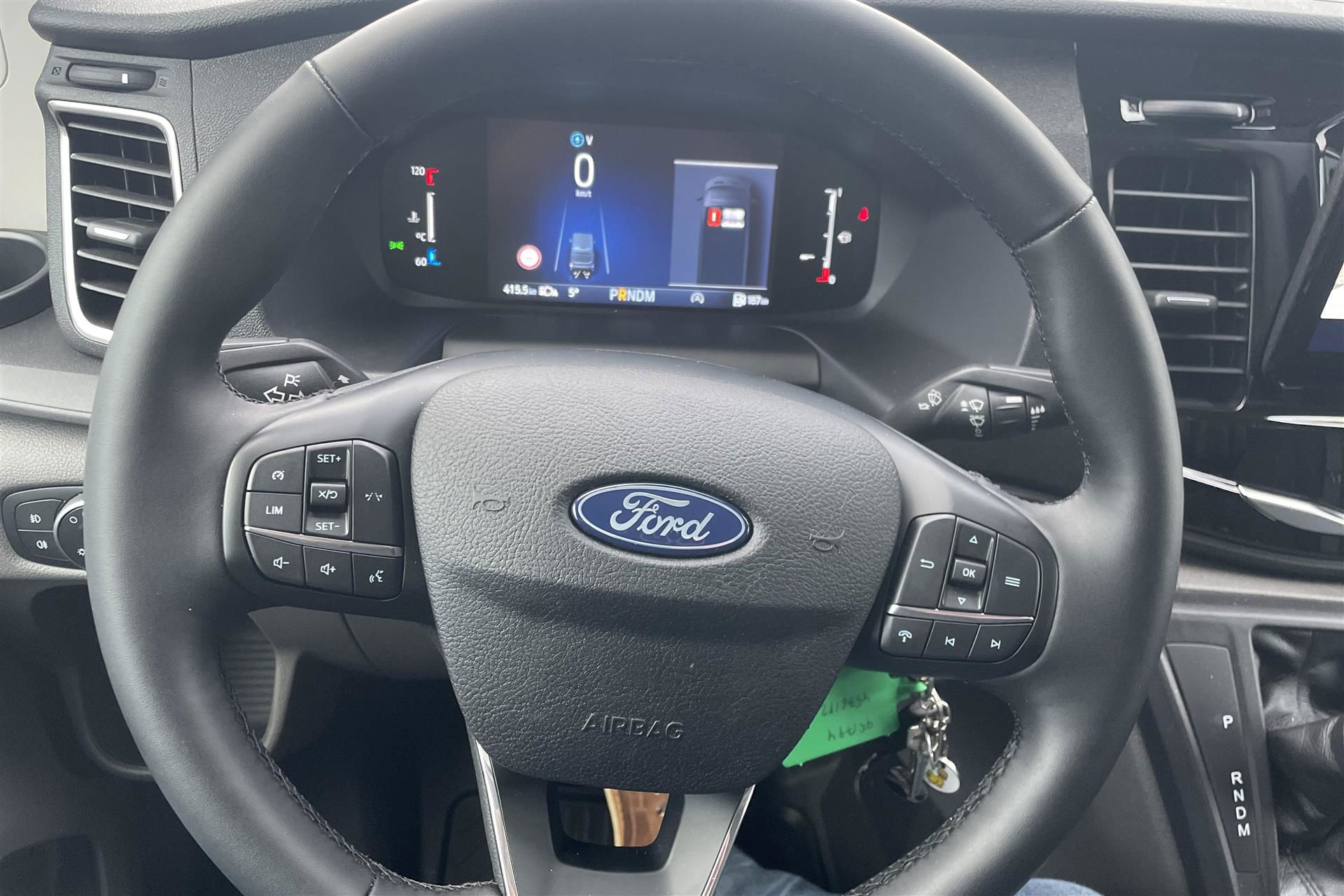 Billede af Ford Transit 350 L3H1 2,0 TDCI HDT Trend RWD 165HK Ladv./Chas. 10g Aut.