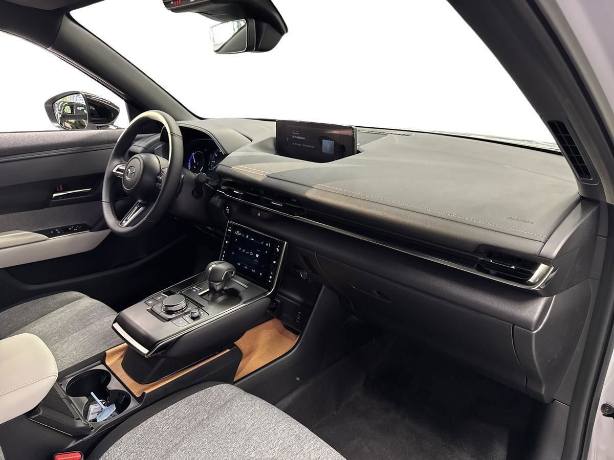 Billede af Mazda MX-30 0,8 e-Skyactiv R-EV  Plugin-hybrid Exclusive-Line 170HK 5d Trinl. Gear