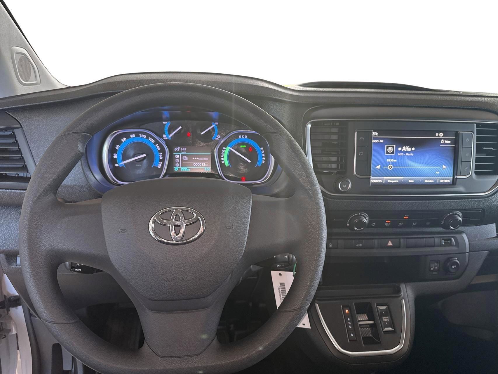 Billede af Toyota Proace Electric Medium EL Comfort m/Bagklap 136HK Van Aut.