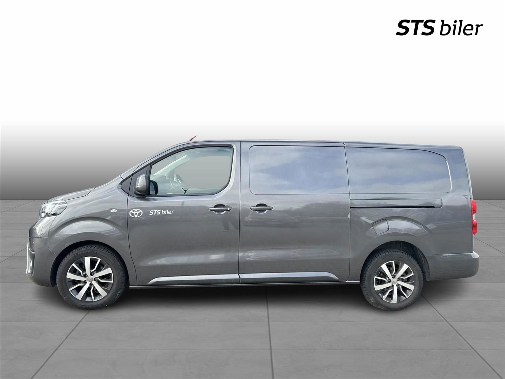 Billede af Toyota Proace Long 2,0 D Comfort Master+ m/ bagklap (Proace 180) 177HK Van 8g Aut.