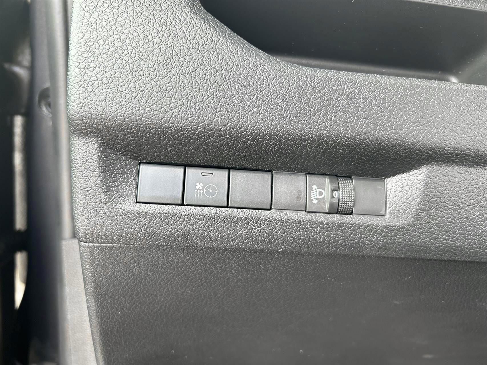 Billede af Toyota Proace Long 2,0 D Comfort Master+ m/ bagklap (Proace 180) 177HK Van 8g Aut.