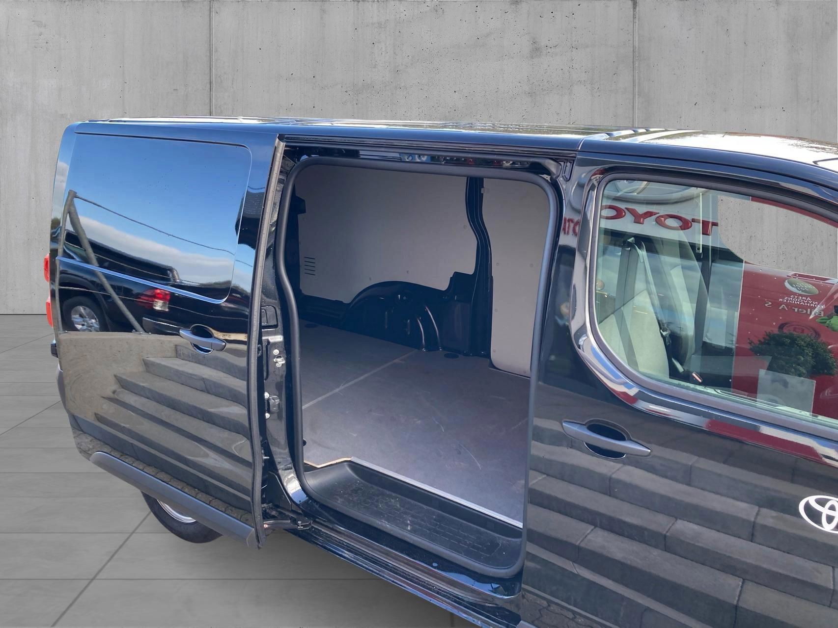 Billede af Toyota Proace Long 2,0 D Comfort 144HK Van 6g