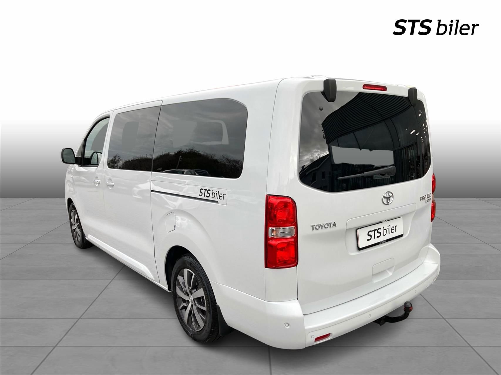 Billede af Toyota Proace Verso Long 2,0 D Family Dobb. Skydedør, bagklap 177HK 8g Aut.