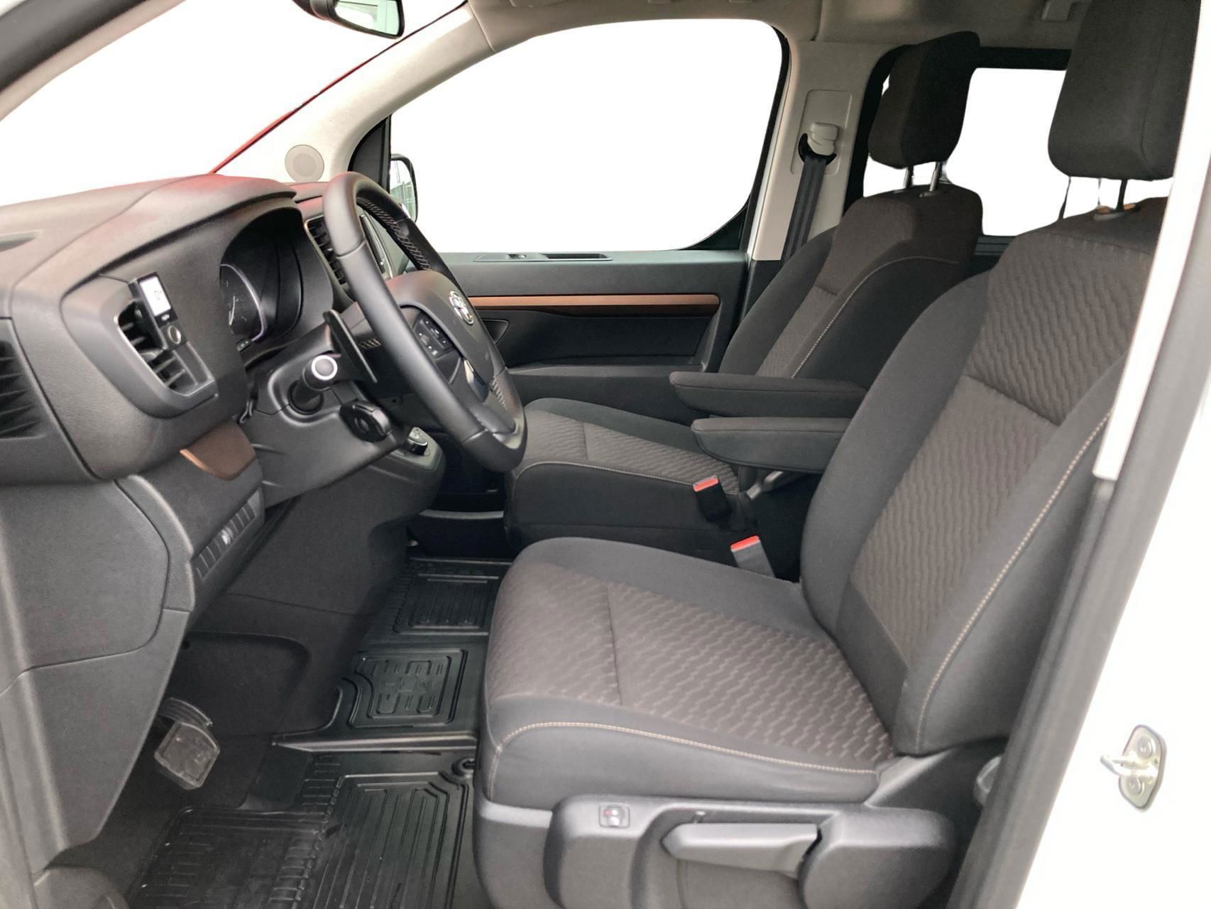 Billede af Toyota Proace Verso Long 2,0 D Family Dobb. Skydedør, bagklap 177HK 8g Aut.