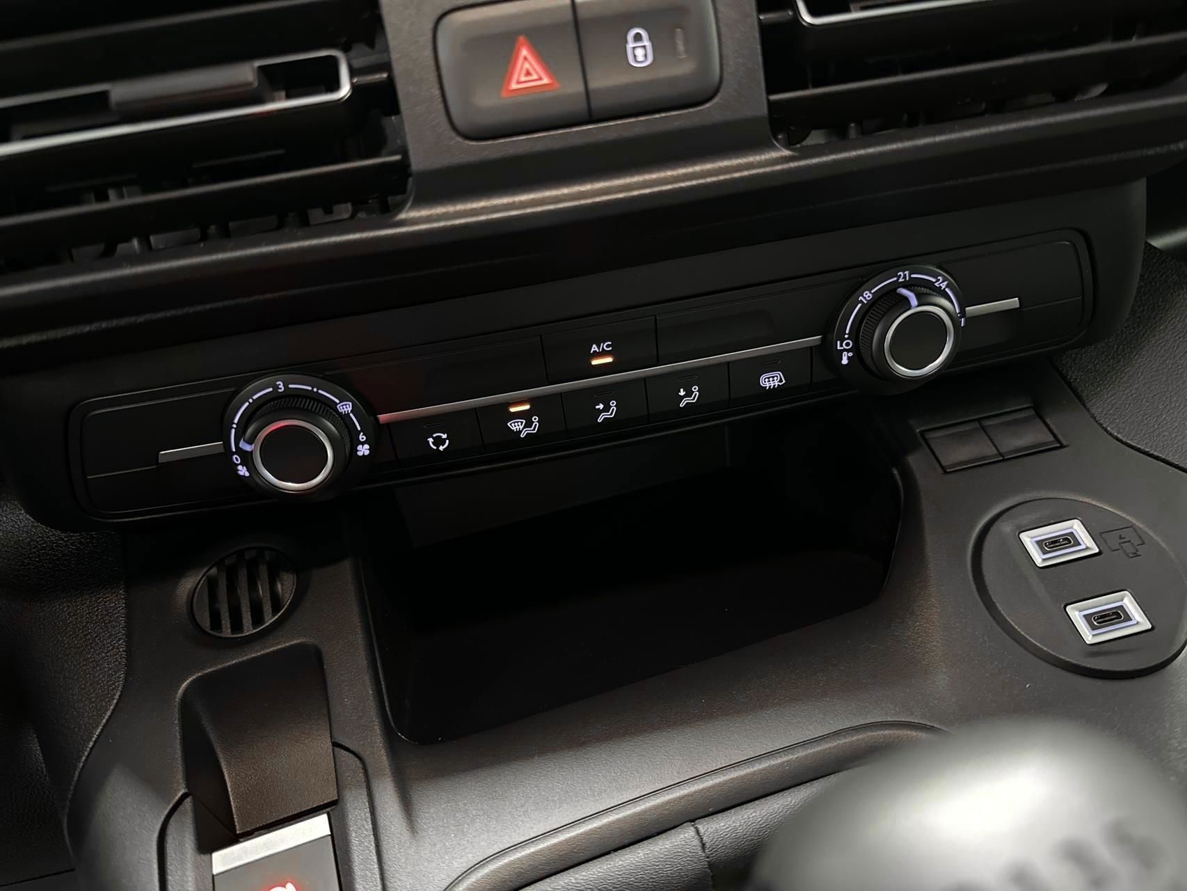 Billede af Toyota Proace City Long 1,5 D Comfort Master To Skydedør 102HK Van