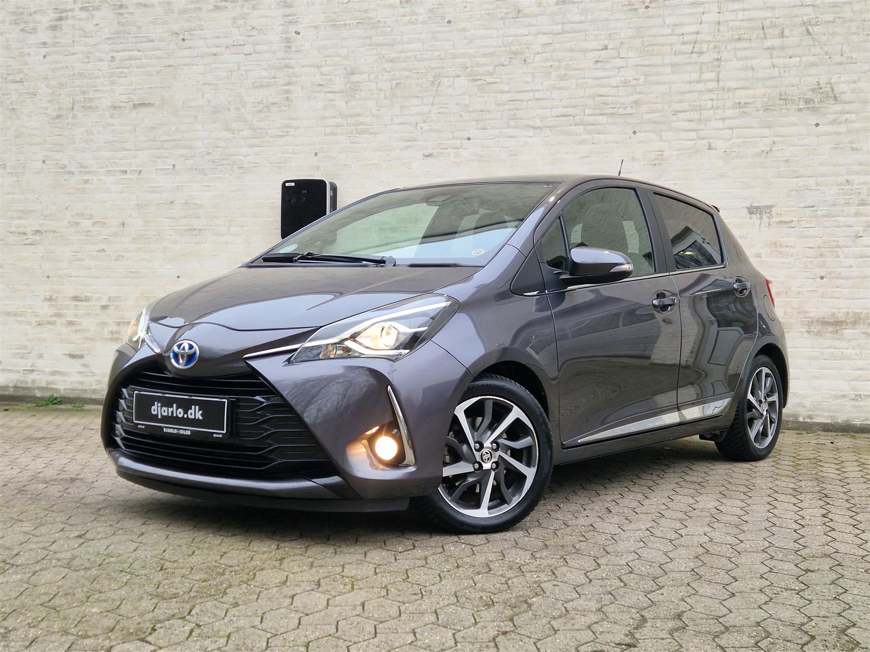 Billede af Toyota Yaris 1,5 Hybrid H4 E-CVT 100HK 5d Trinl. Gear