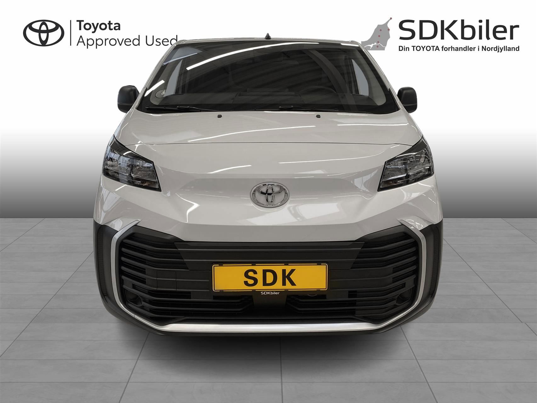 Billede af Toyota Proace Long 2,0 D Comfort Master m/Alm adskillelse - SmartCargo 144HK Van 8g Aut.