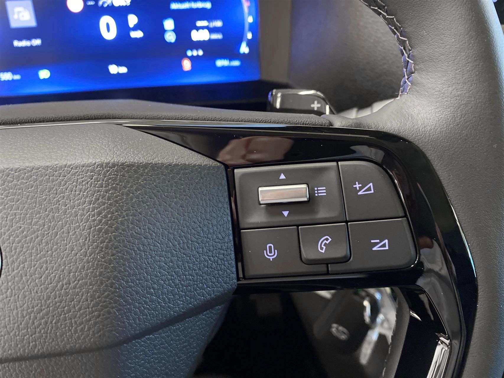 Billede af Toyota Proace Long 2,0 D Comfort Master m/Alm adskillelse - SmartCargo 144HK Van 8g Aut.