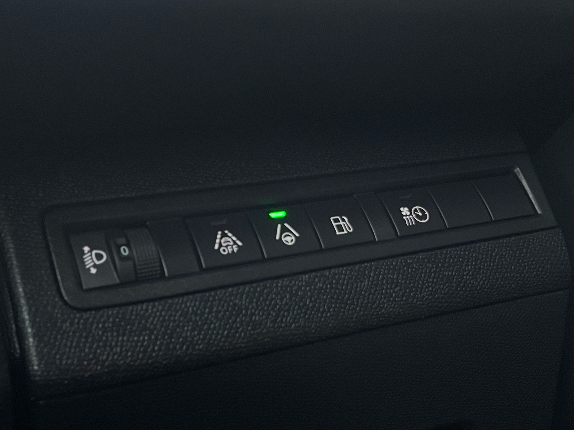 Billede af Peugeot 3008 1,6 PureTech  Plugin-hybrid Allure Pack EAT8 225HK 5d 8g Aut.