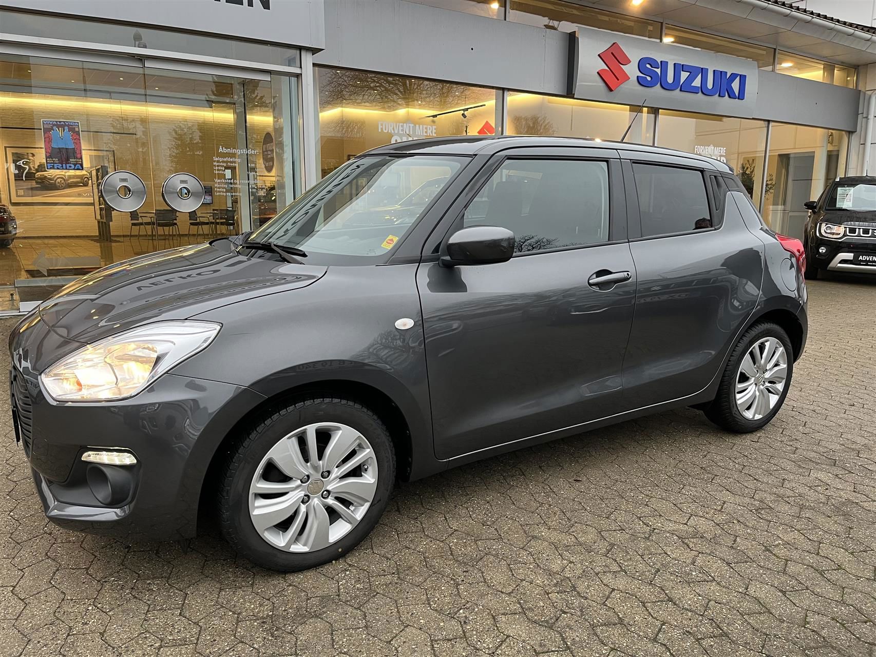 Billede af Suzuki Swift 1,2 Dualjet Action AEB Gold 90HK 5d