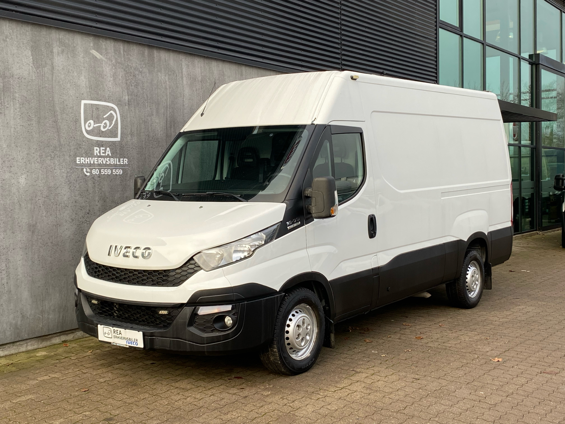 Billede af Iveco Daily 35S17 12m3 3,0 D 170HK Van 8g Aut.