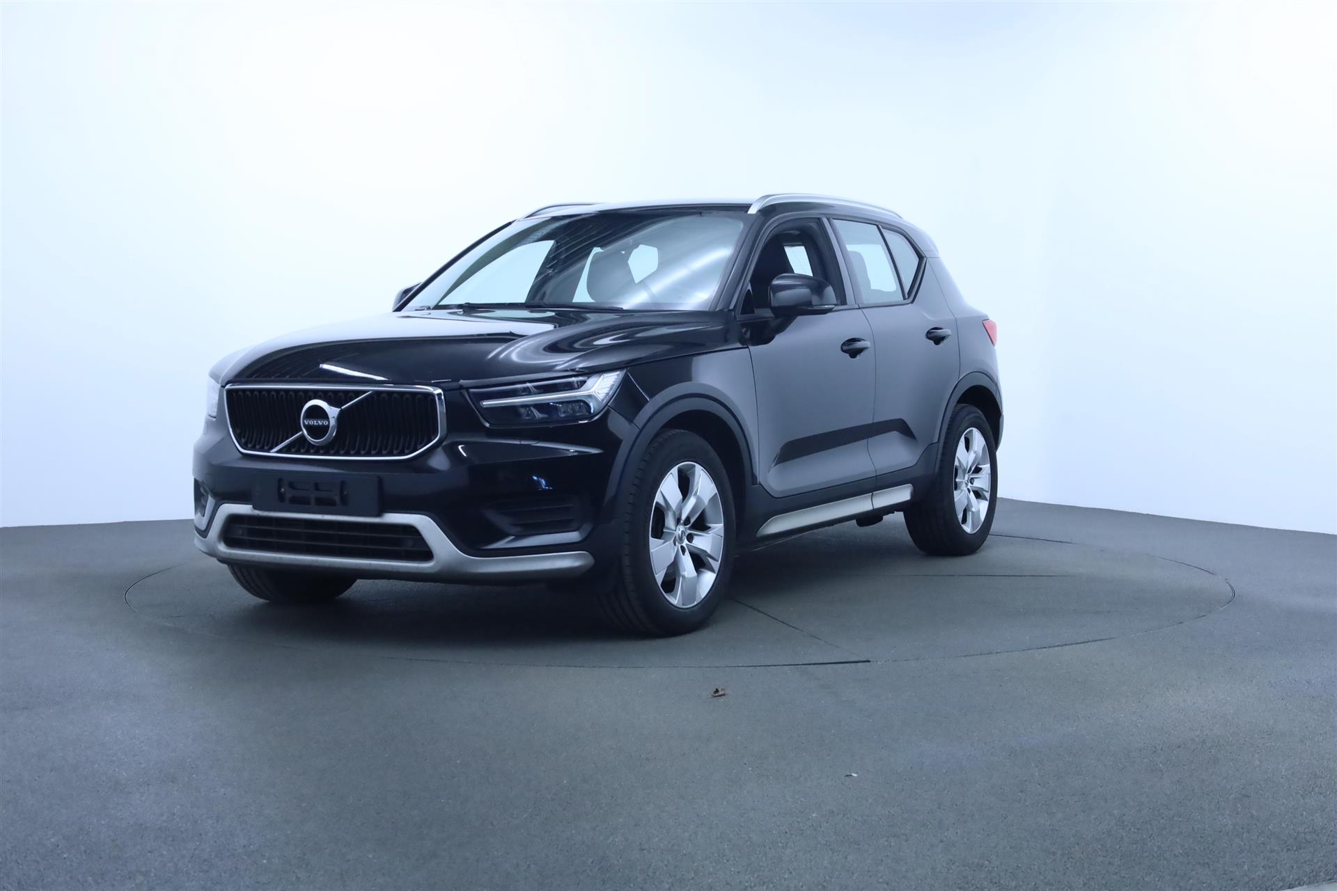 Billede af Volvo XC40 2,0 D4 Momentum AWD 190HK 5d 8g Aut.