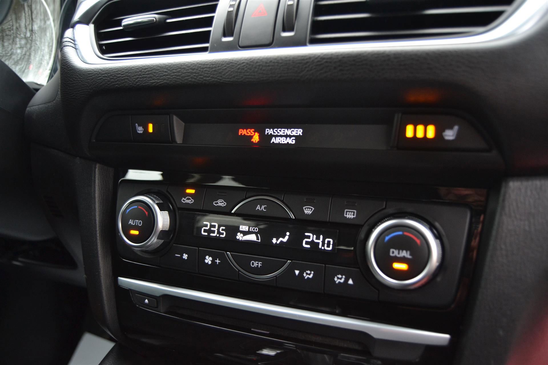 Billede af Mazda 6 2,0 Skyactiv-G Vision 165HK Stc 6g Aut.