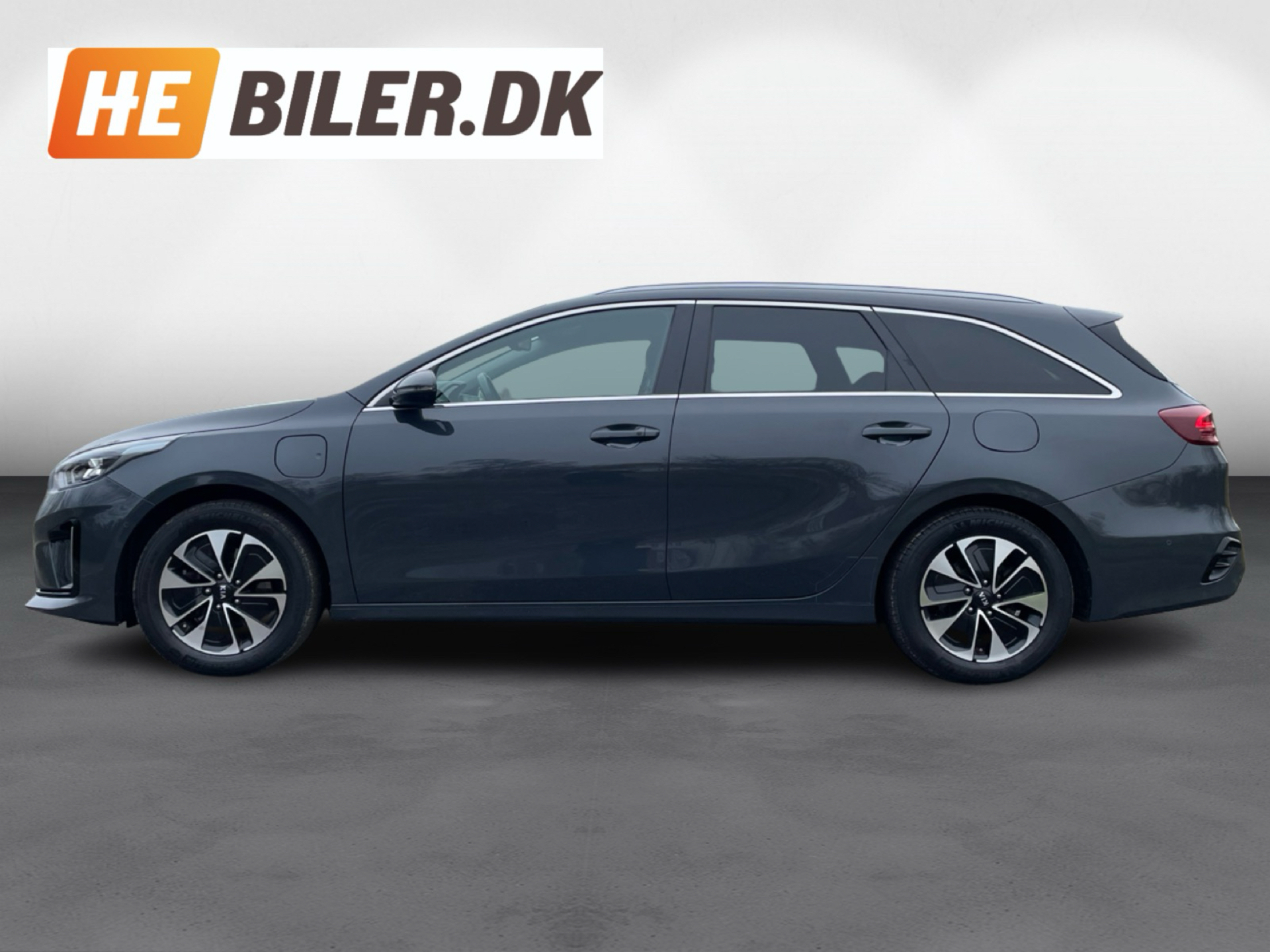 Billede af Kia Ceed SW 1,6 GDI PHEV  Plugin-hybrid Upgrade m/Plus DCT 141HK Stc 6g Aut.